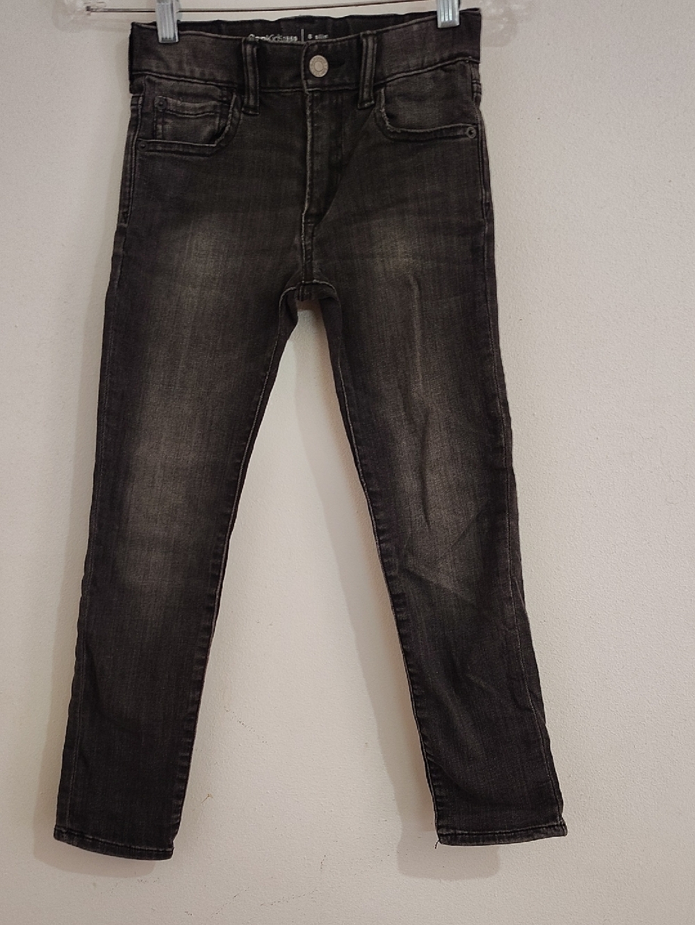 GAP Kids Slim Jeans in Washed Black